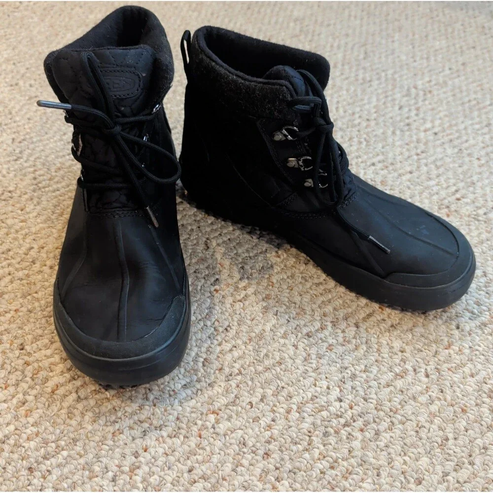 Keen Elsa II Ankle Boots Womens 8 Black Leather Waterproof Quilted Insulated